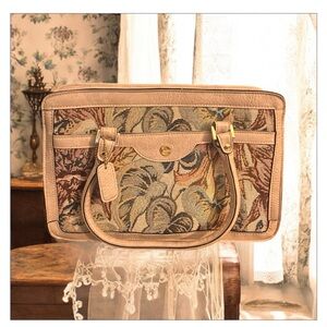 Gorgeous VTG April Cornell Floral Tapestry Purse-Multi pockets-🌸-Like new!!